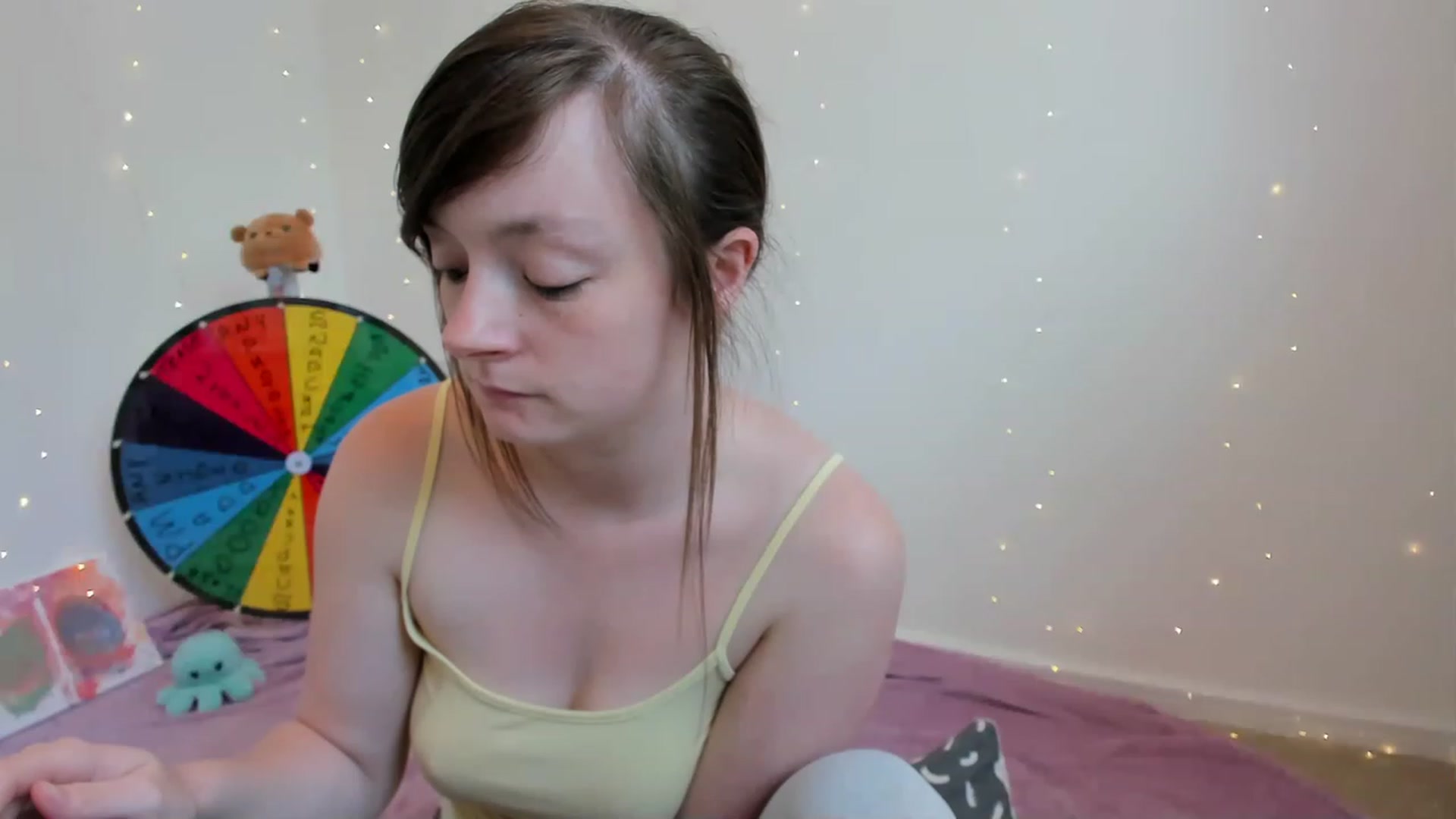 Gallery image thumbnail from JessieBear_'s myfreecams stream on, 06/09/2023, 14:33 image 13 of 20