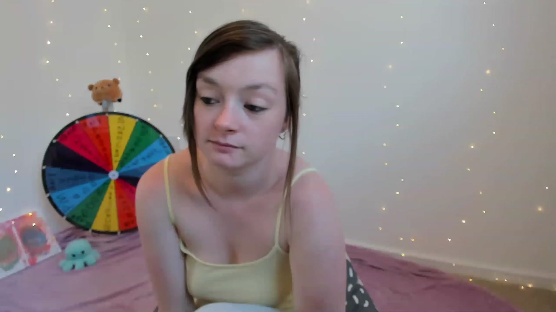 Gallery image thumbnail from JessieBear_'s myfreecams stream on, 06/09/2023, 15:52 image 17 of 20