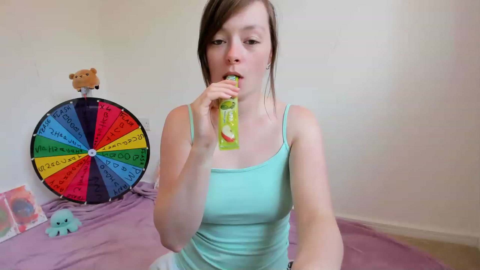 Gallery image thumbnail from JessieBear_'s myfreecams stream on, 06/13/2023, 14:41 image 1 of 20