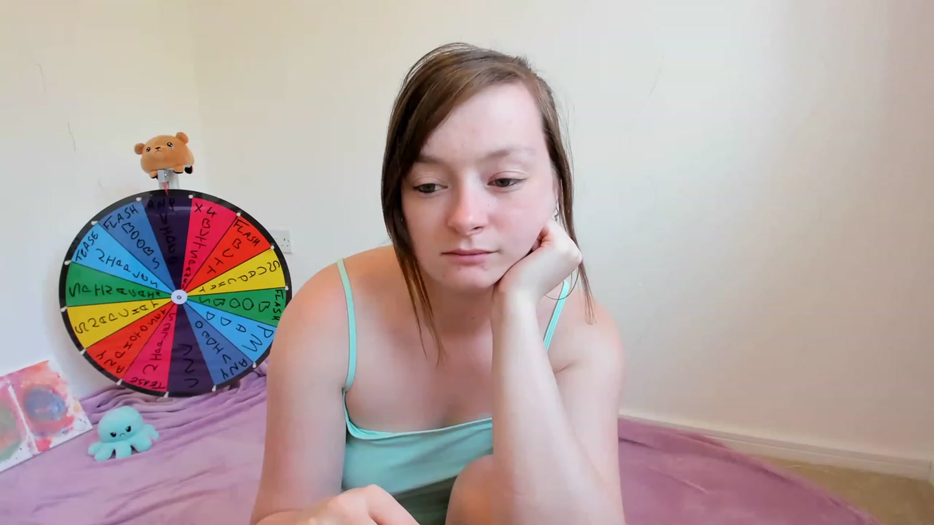 Gallery image thumbnail from JessieBear_'s myfreecams stream on, 06/13/2023, 14:41 image 14 of 20