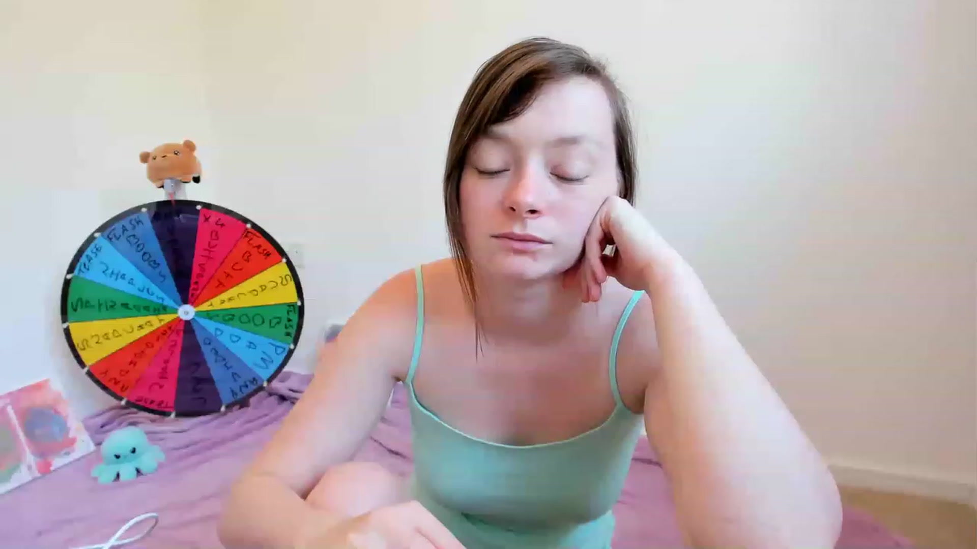 Gallery image thumbnail from JessieBear_'s myfreecams stream on, 06/13/2023, 17:01 image 2 of 20