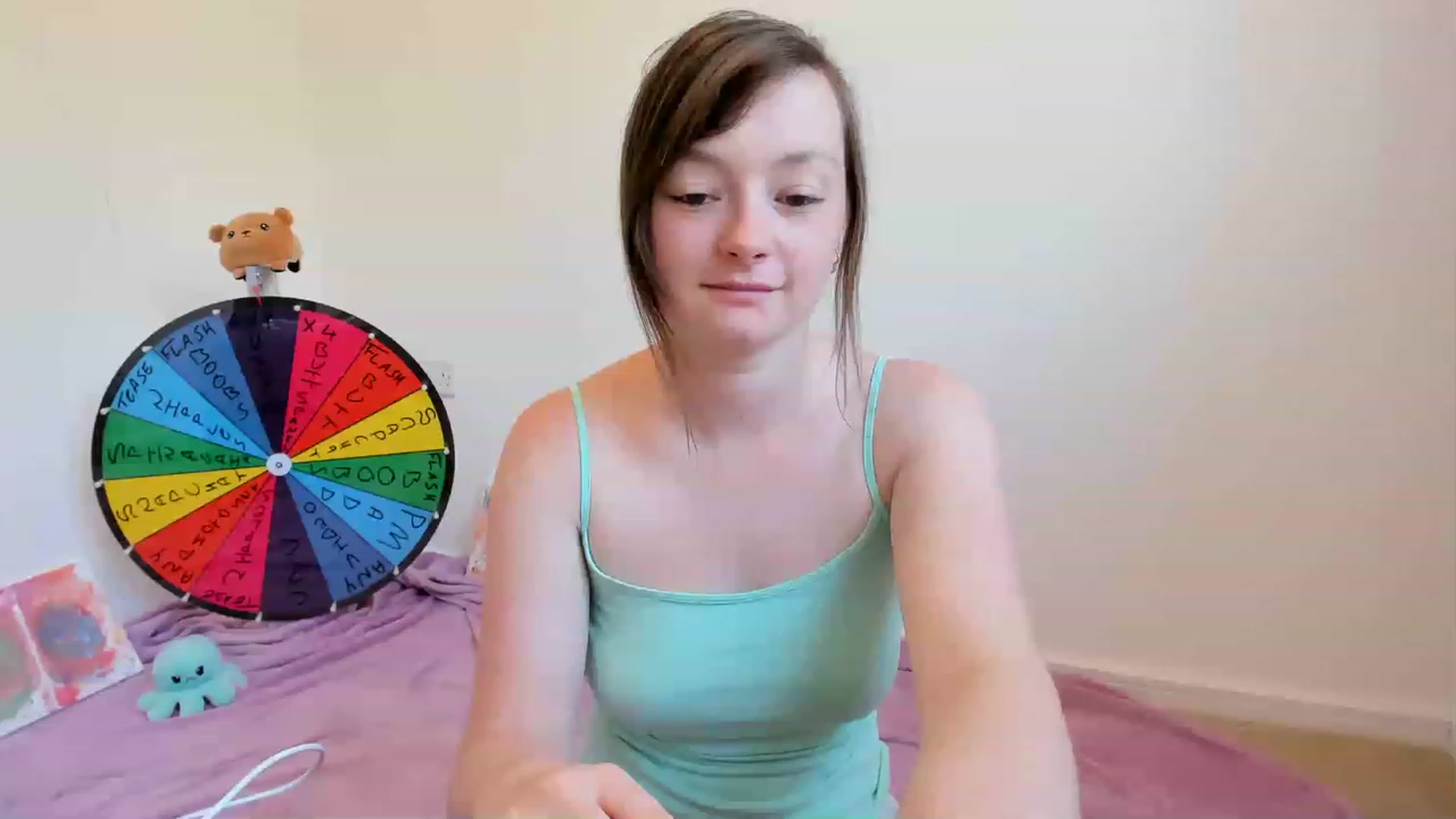 Gallery image thumbnail from JessieBear_'s myfreecams stream on, 06/13/2023, 17:01 image 1 of 20