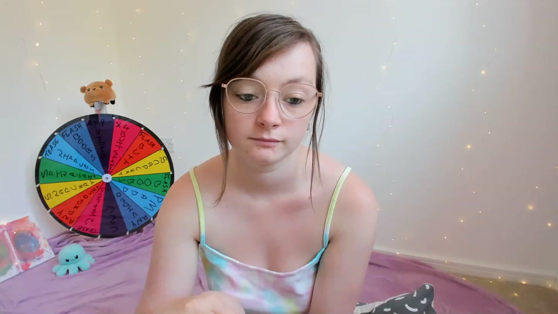 Gallery image thumbnail from JessieBear_'s myfreecams stream on, 06/14/2023, 13:43 image 5 of 20