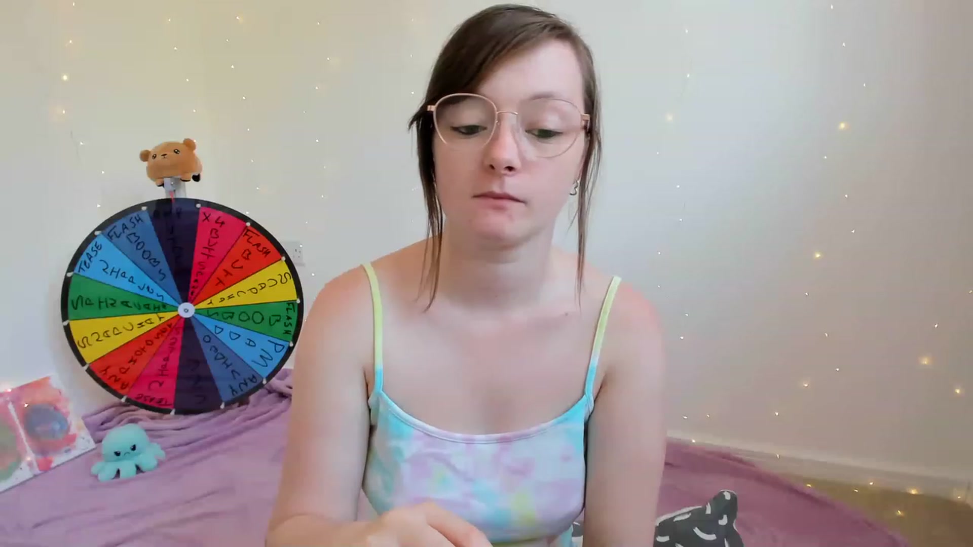 Gallery image thumbnail from JessieBear_'s myfreecams stream on, 06/14/2023, 14:20 image 17 of 20