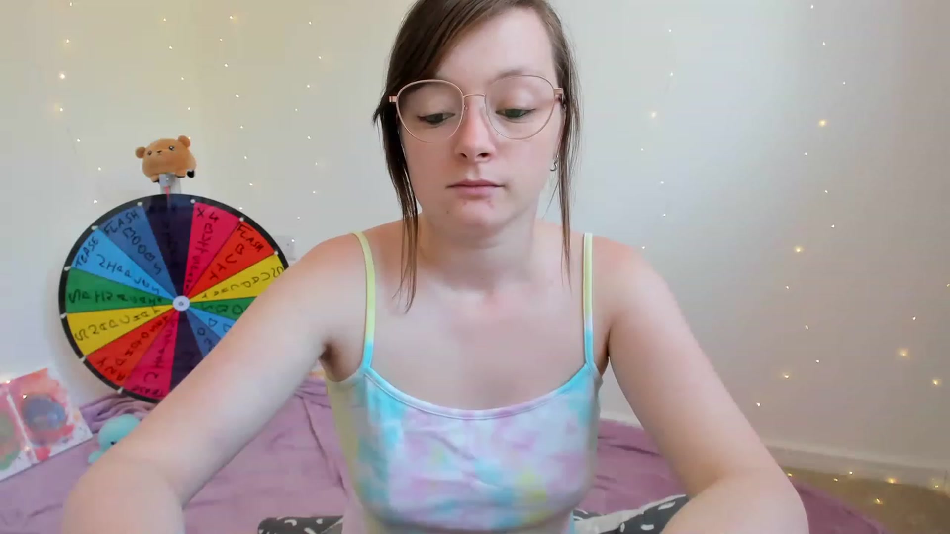 Gallery image thumbnail from JessieBear_'s myfreecams stream on, 06/14/2023, 14:20 image 15 of 20