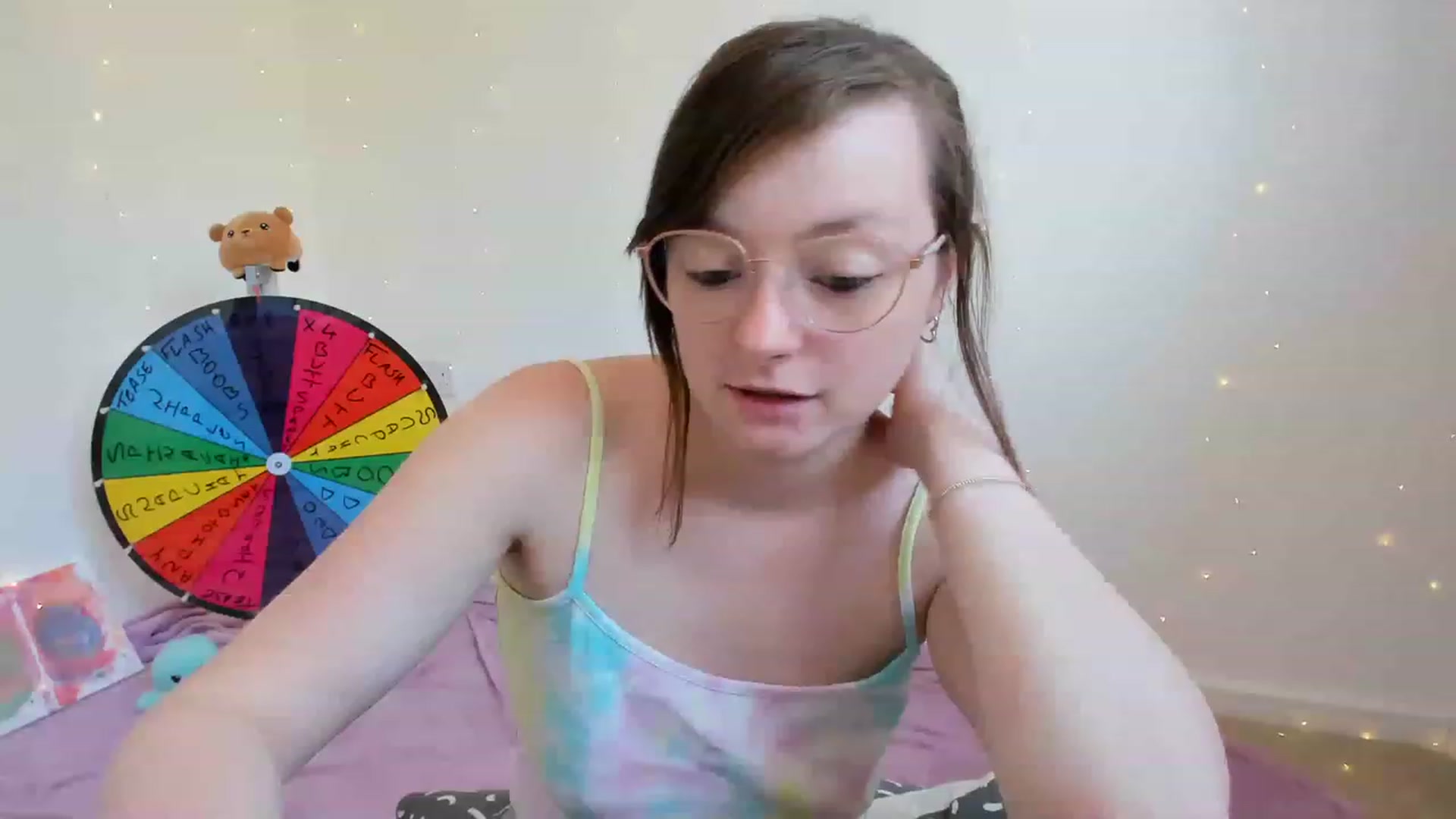 Gallery image thumbnail from JessieBear_'s myfreecams stream on, 06/14/2023, 14:20 image 14 of 20