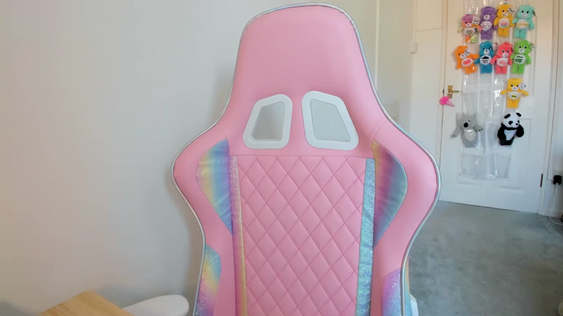 Gallery image thumbnail from JessieBear_'s myfreecams stream on, 06/15/2023, 18:54 image 7 of 20