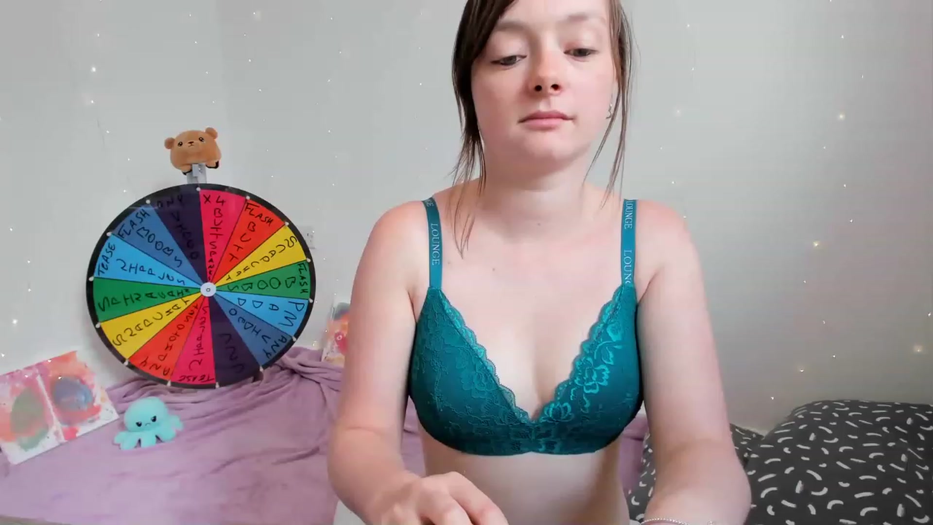 Gallery image thumbnail from JessieBear_'s myfreecams stream on, 06/21/2023, 14:34 image 1 of 20