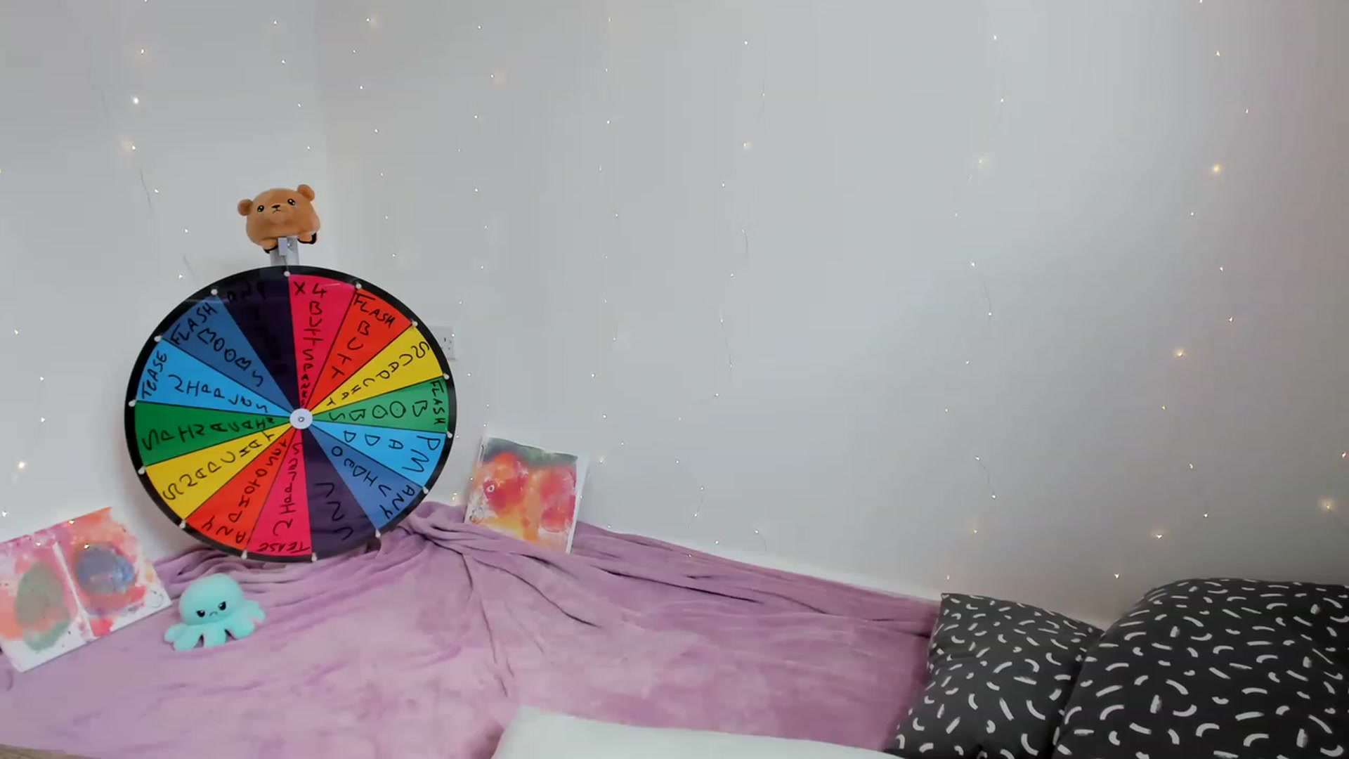 Gallery image thumbnail from JessieBear_'s myfreecams stream on, 06/21/2023, 14:34 image 2 of 20