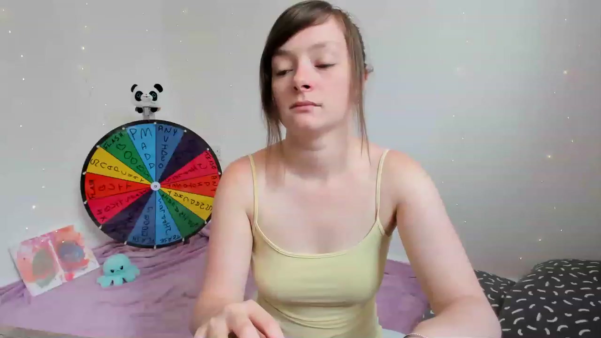 Gallery image thumbnail from JessieBear_'s myfreecams stream on, 06/22/2023, 12:34 image 6 of 20