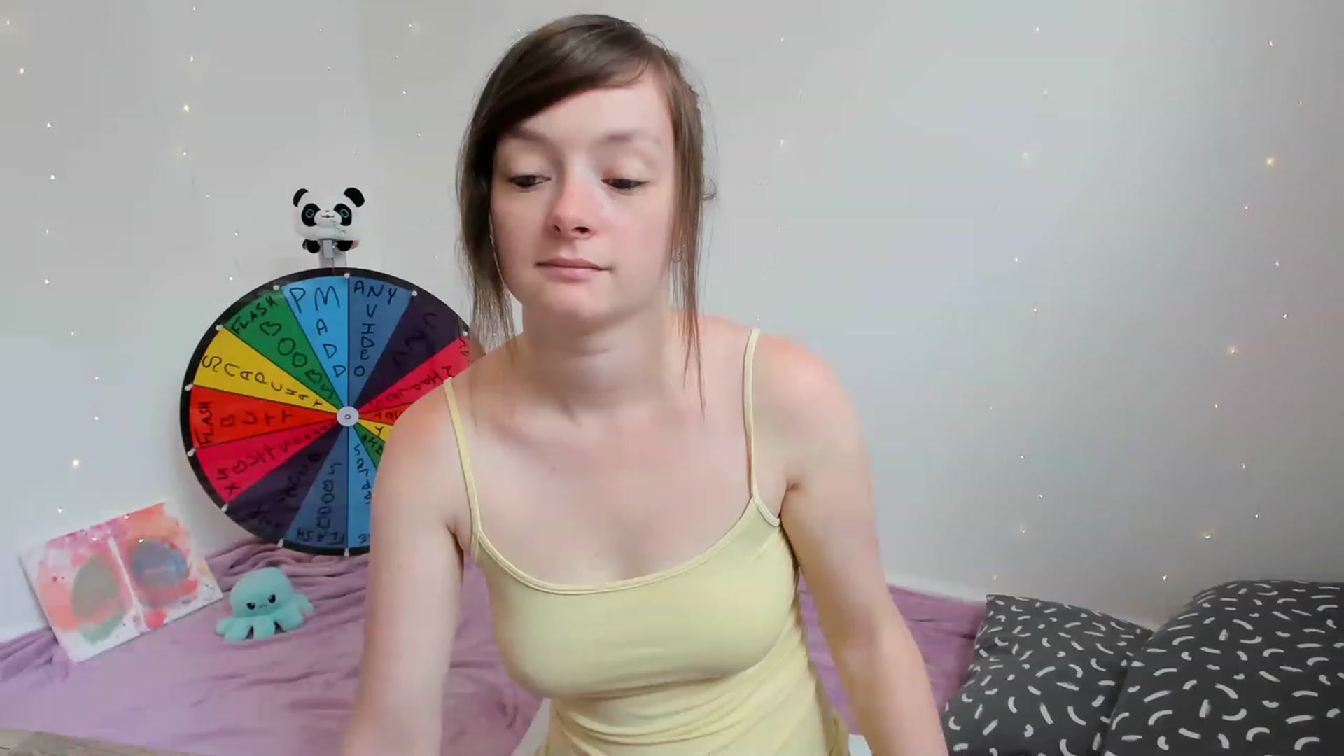 Gallery image thumbnail from JessieBear_'s myfreecams stream on, 06/22/2023, 12:34 image 4 of 20