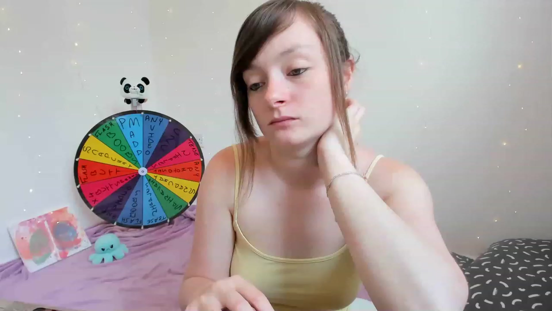 Gallery image thumbnail from JessieBear_'s myfreecams stream on, 06/22/2023, 12:34 image 16 of 20