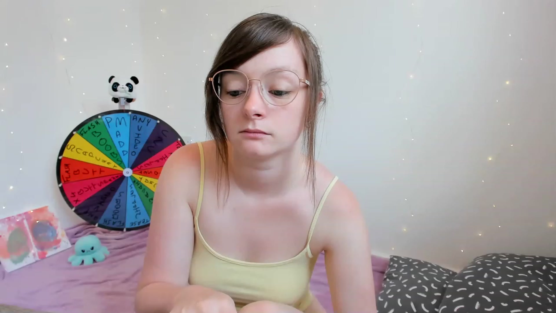 Gallery image thumbnail from JessieBear_'s myfreecams stream on, 06/22/2023, 14:00 image 5 of 20