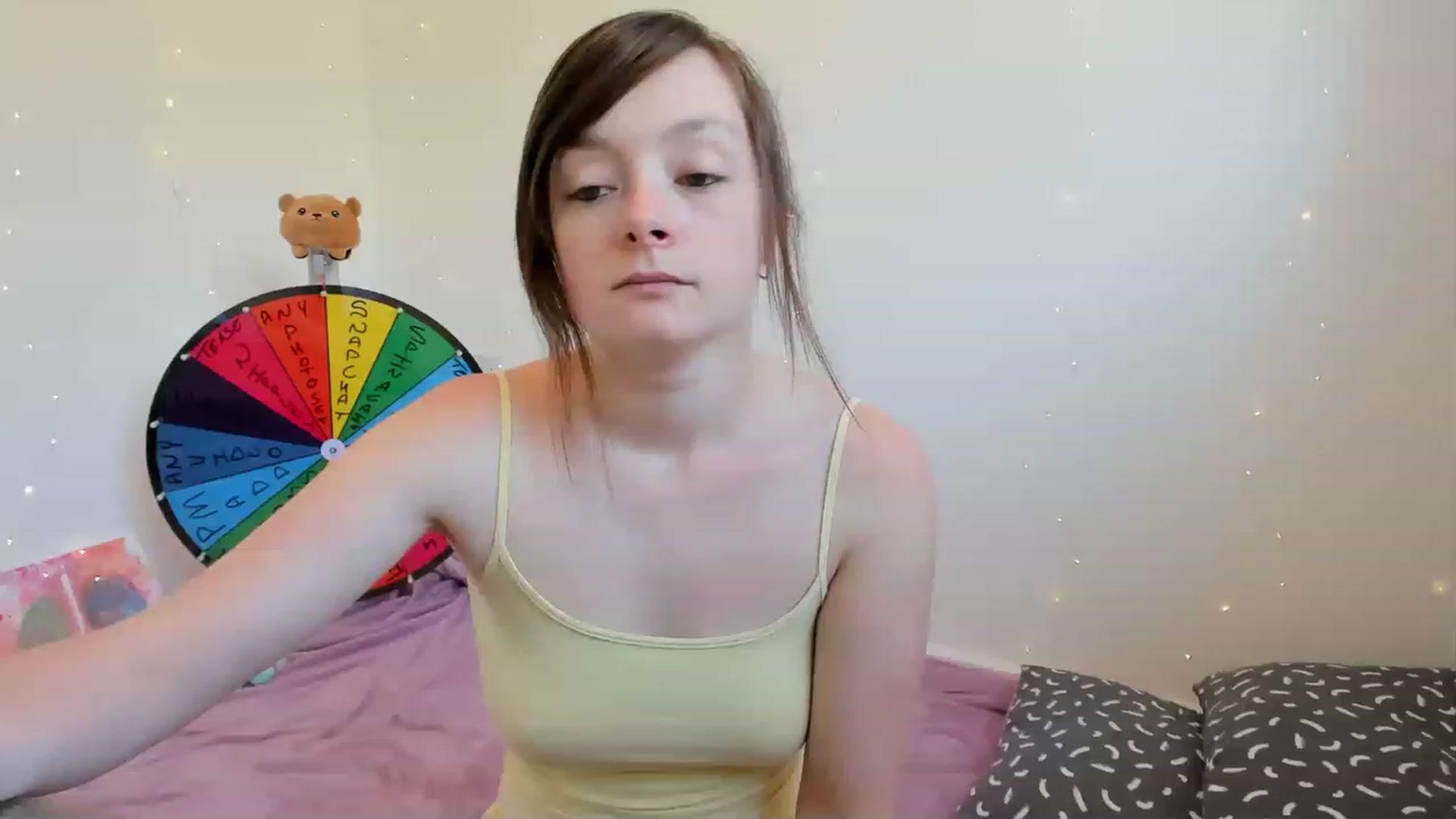 Gallery image thumbnail from JessieBear_'s myfreecams stream on, 06/22/2023, 16:19 image 10 of 20