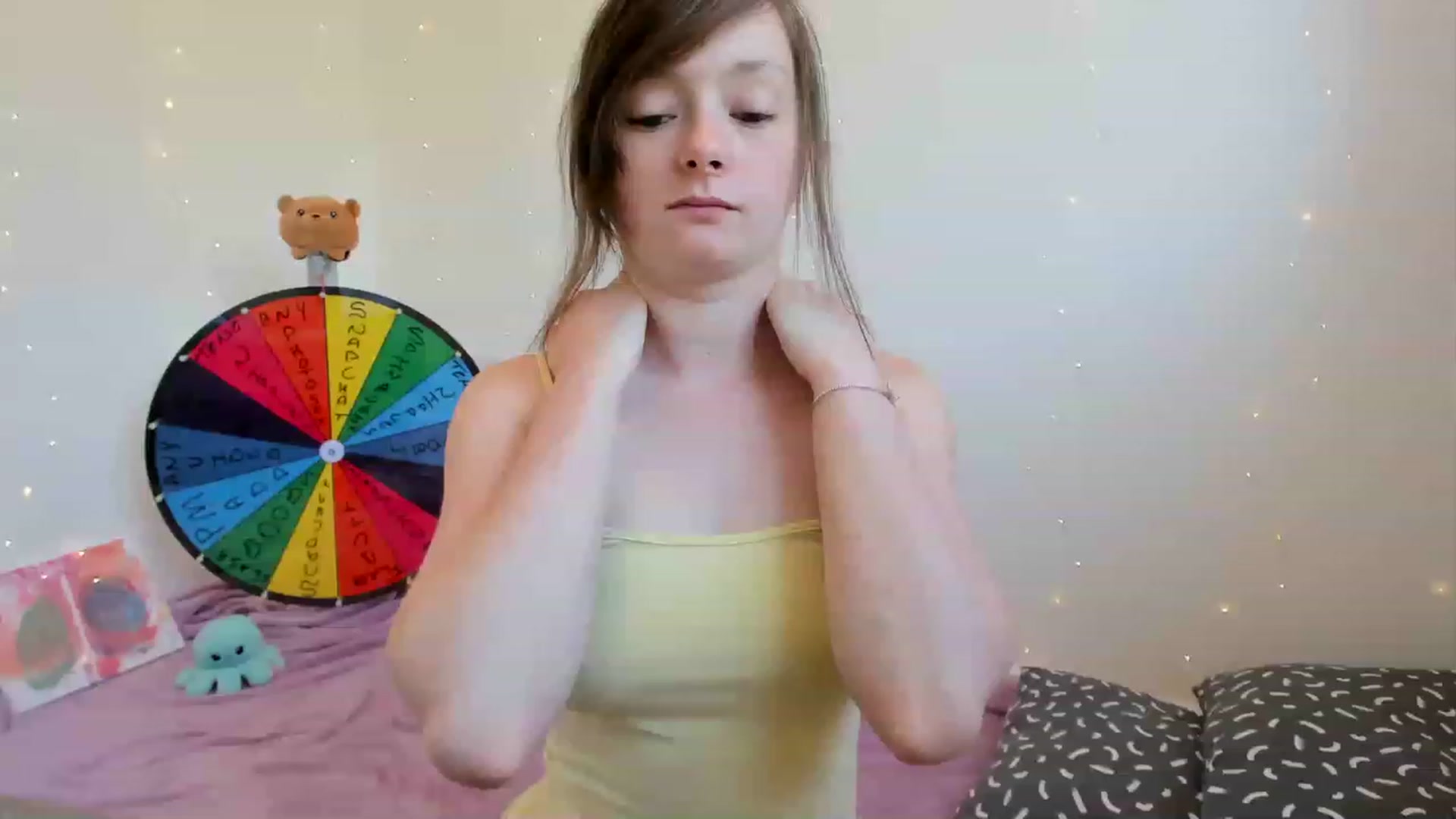 Gallery image thumbnail from JessieBear_'s myfreecams stream on, 06/22/2023, 16:19 image 6 of 20