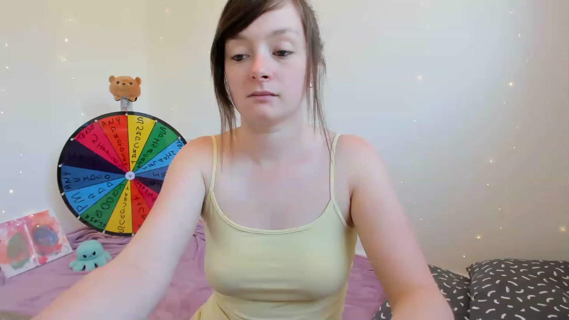 Gallery image thumbnail from JessieBear_'s myfreecams stream on, 06/22/2023, 16:19 image 17 of 20