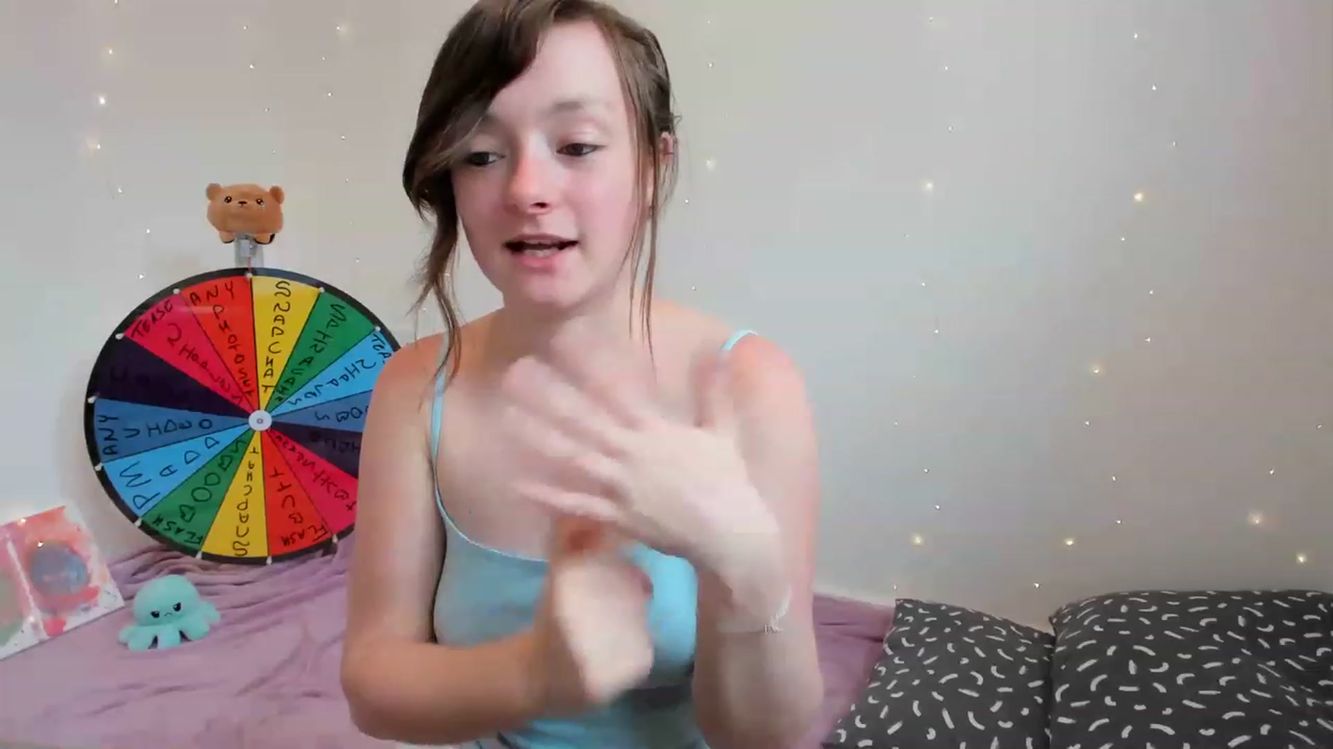 Gallery image thumbnail from JessieBear_'s myfreecams stream on, 06/27/2023, 11:04 image 3 of 20