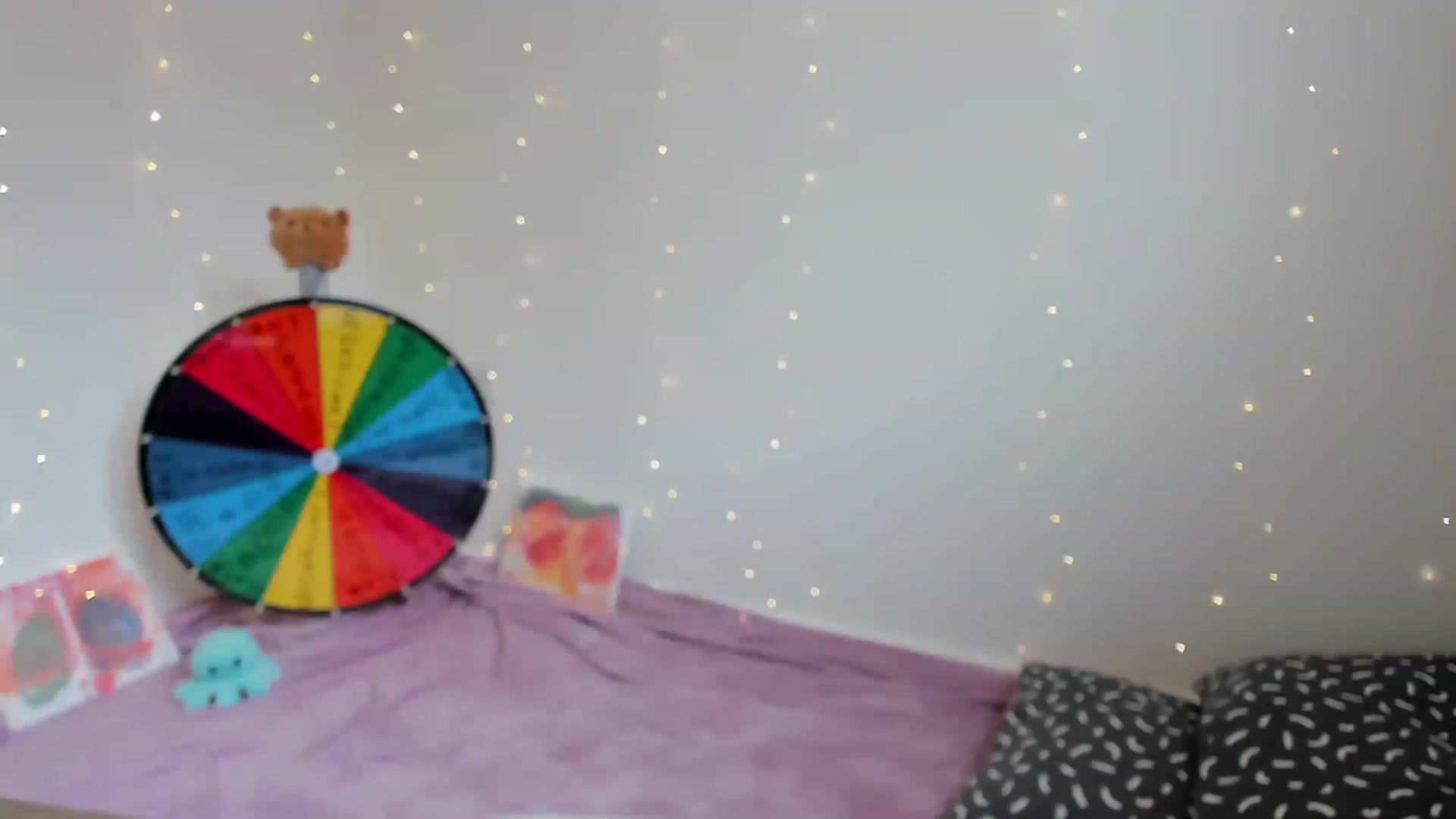 Gallery image thumbnail from JessieBear_'s myfreecams stream on, 06/27/2023, 11:04 image 7 of 20