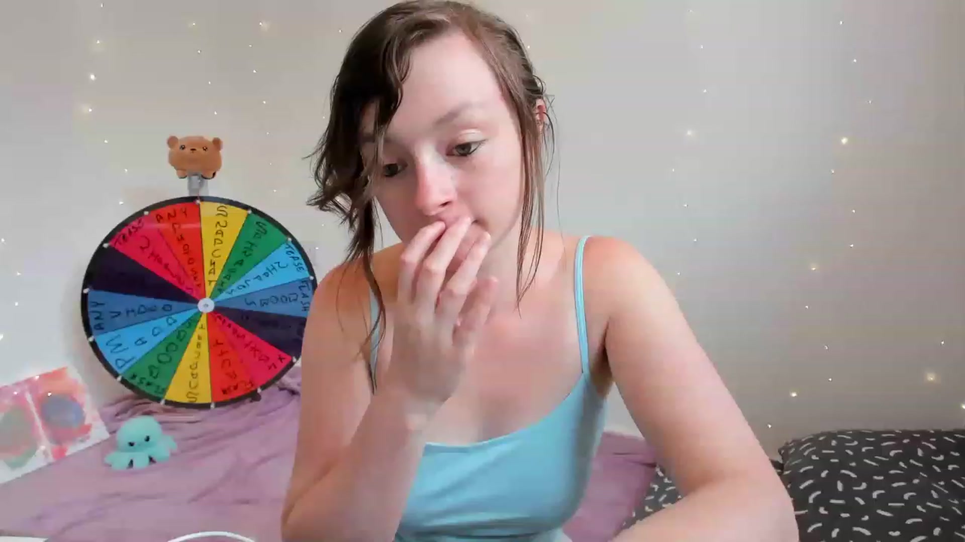 Gallery image thumbnail from JessieBear_'s myfreecams stream on, 06/27/2023, 13:06 image 18 of 20