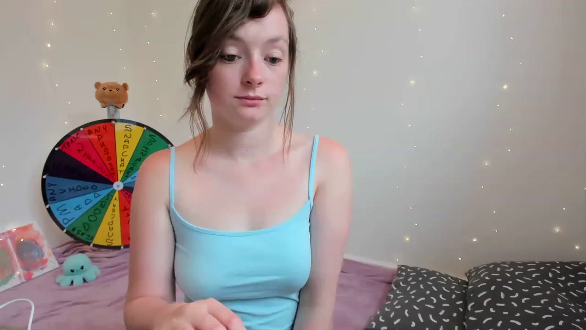 Gallery image thumbnail from JessieBear_'s myfreecams stream on, 06/27/2023, 15:12 image 4 of 20