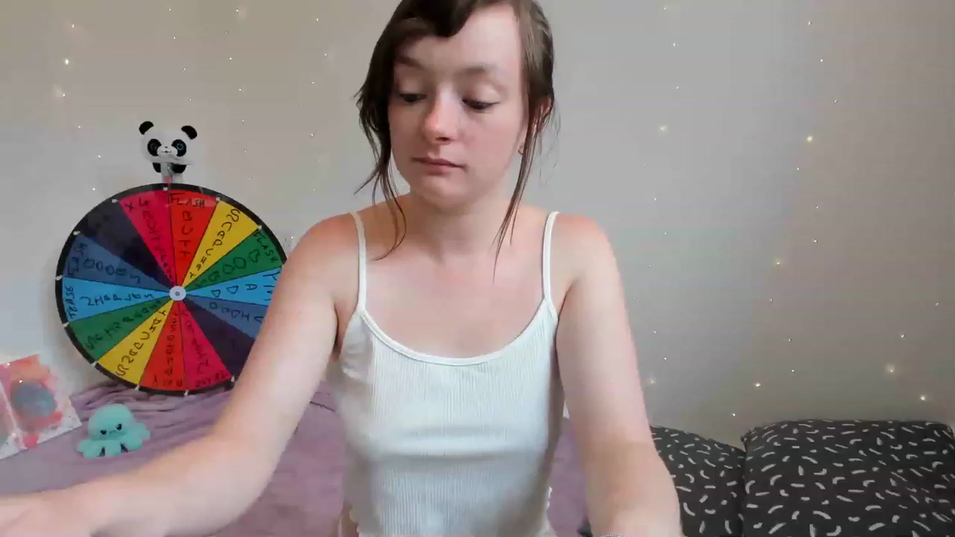 Gallery image thumbnail from JessieBear_'s myfreecams stream on, 06/28/2023, 14:41 image 1 of 20