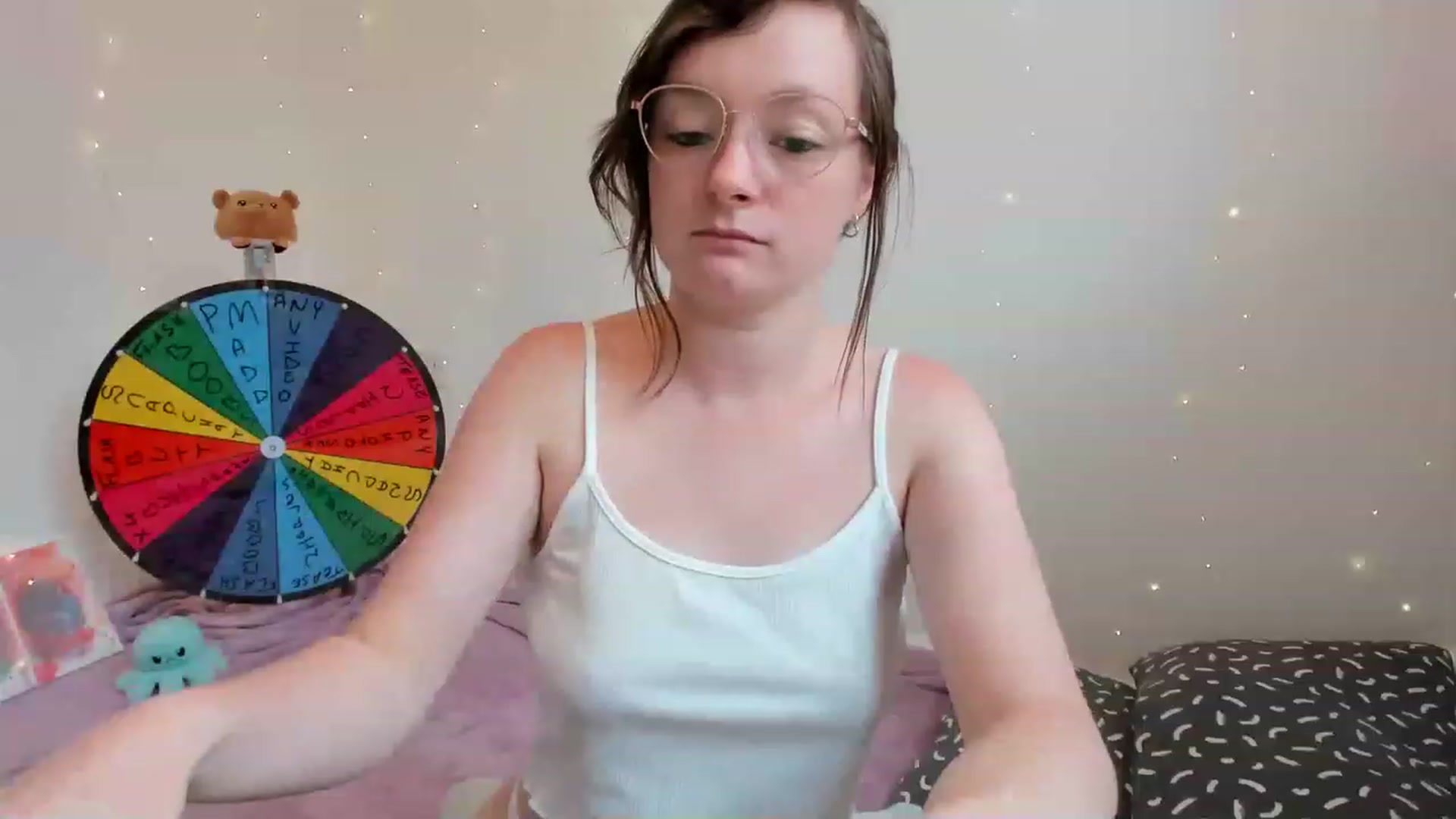Gallery image thumbnail from JessieBear_'s myfreecams stream on, 06/28/2023, 16:27 image 9 of 20