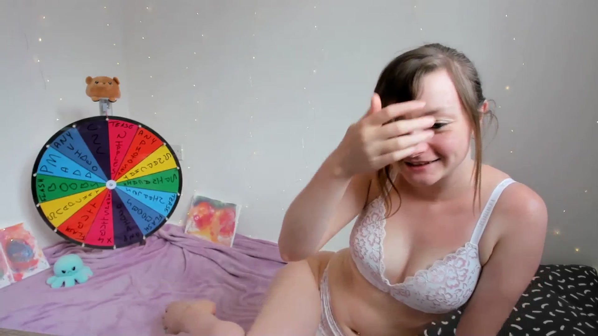 Gallery image thumbnail from JessieBear_'s myfreecams stream on, 06/29/2023, 12:49 image 9 of 20