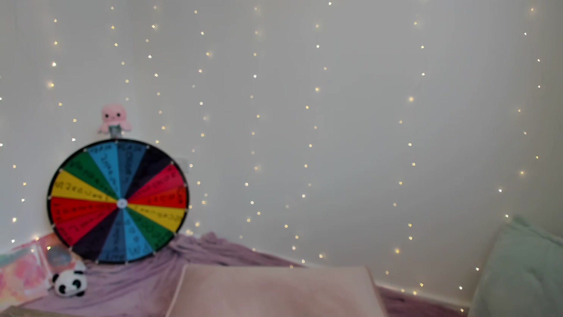 Gallery image thumbnail from JessieBear_'s myfreecams stream on, 06/30/2023, 16:12 image 13 of 20