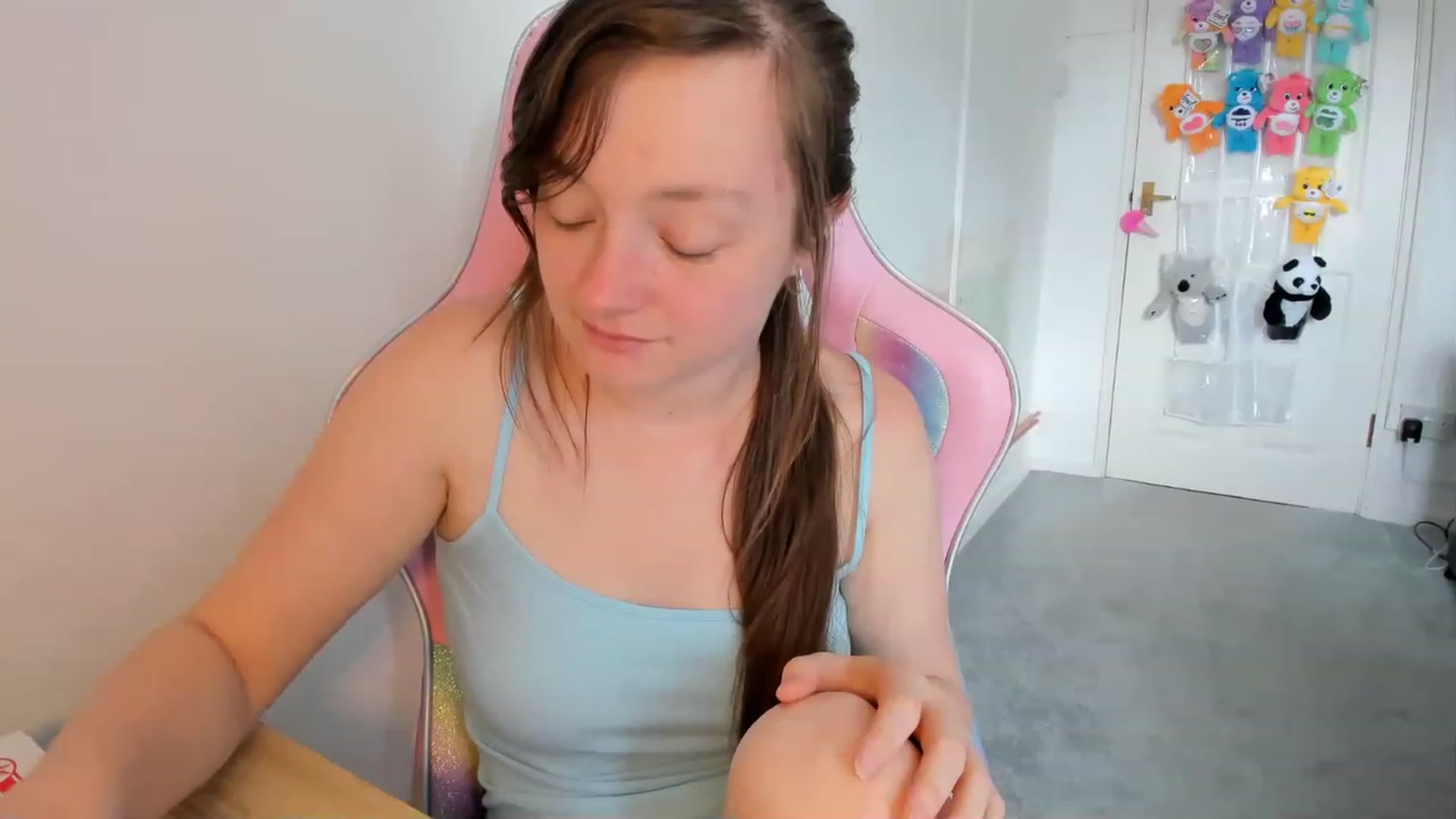 Gallery image thumbnail from JessieBear_'s myfreecams stream on, 07/04/2023, 09:54 image 3 of 20