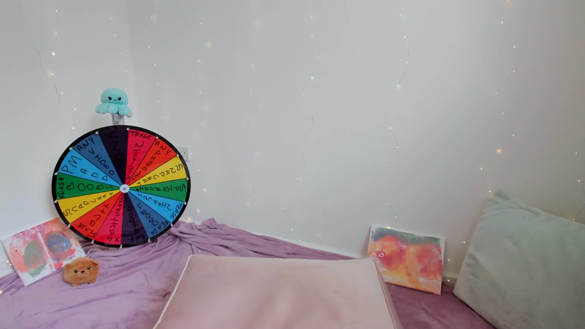 Gallery image thumbnail from JessieBear_'s myfreecams stream on, 07/04/2023, 15:59 image 19 of 20
