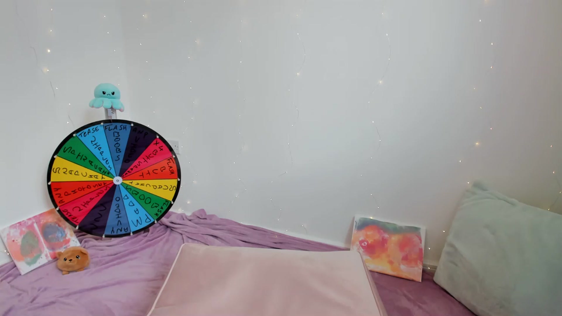 Gallery image thumbnail from JessieBear_'s myfreecams stream on, 07/05/2023, 14:53 image 14 of 20