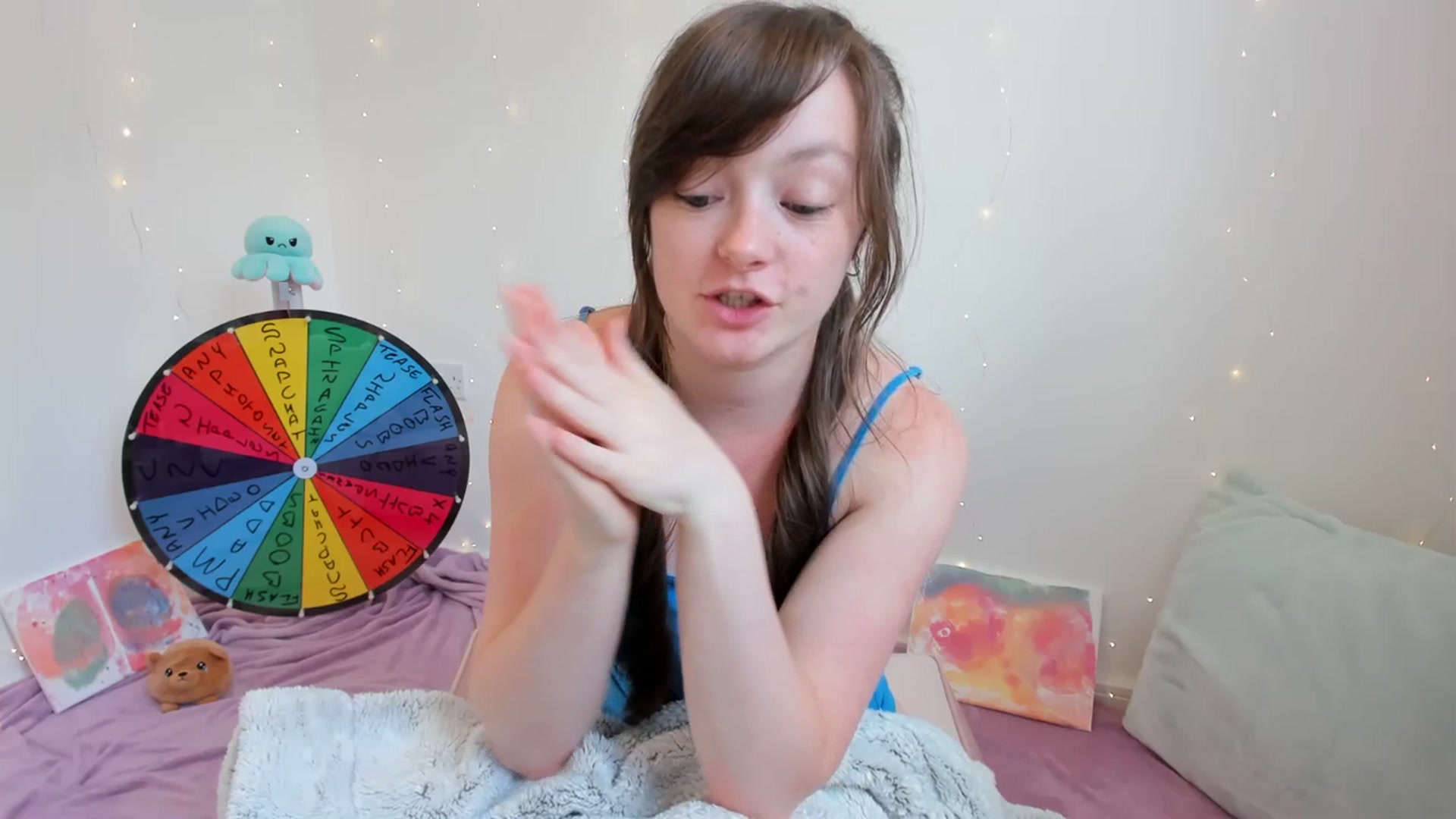 Gallery image thumbnail from JessieBear_'s myfreecams stream on, 07/05/2023, 15:45 image 13 of 20