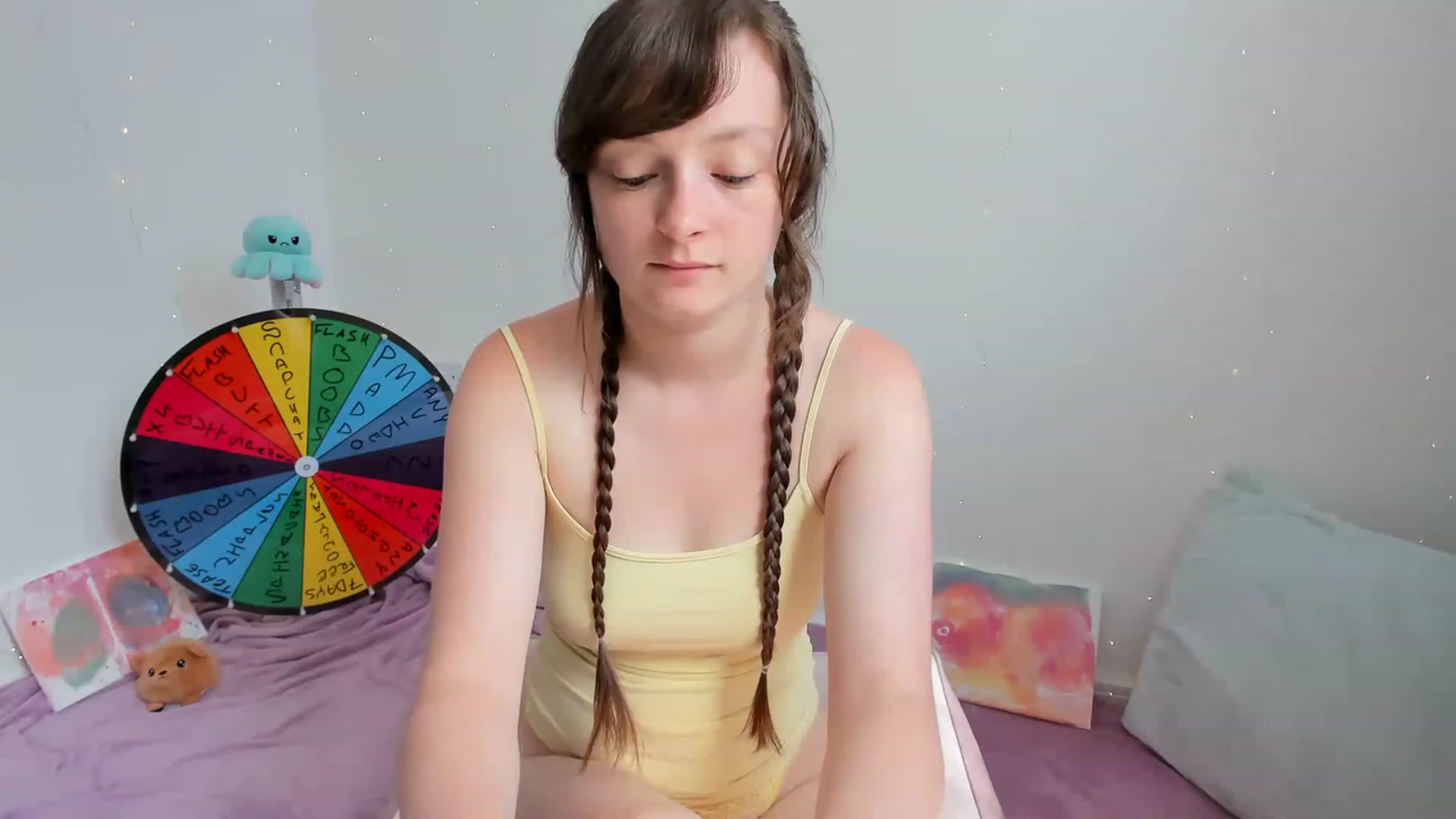 Gallery image thumbnail from JessieBear_'s myfreecams stream on, 07/06/2023, 10:38 image 8 of 20