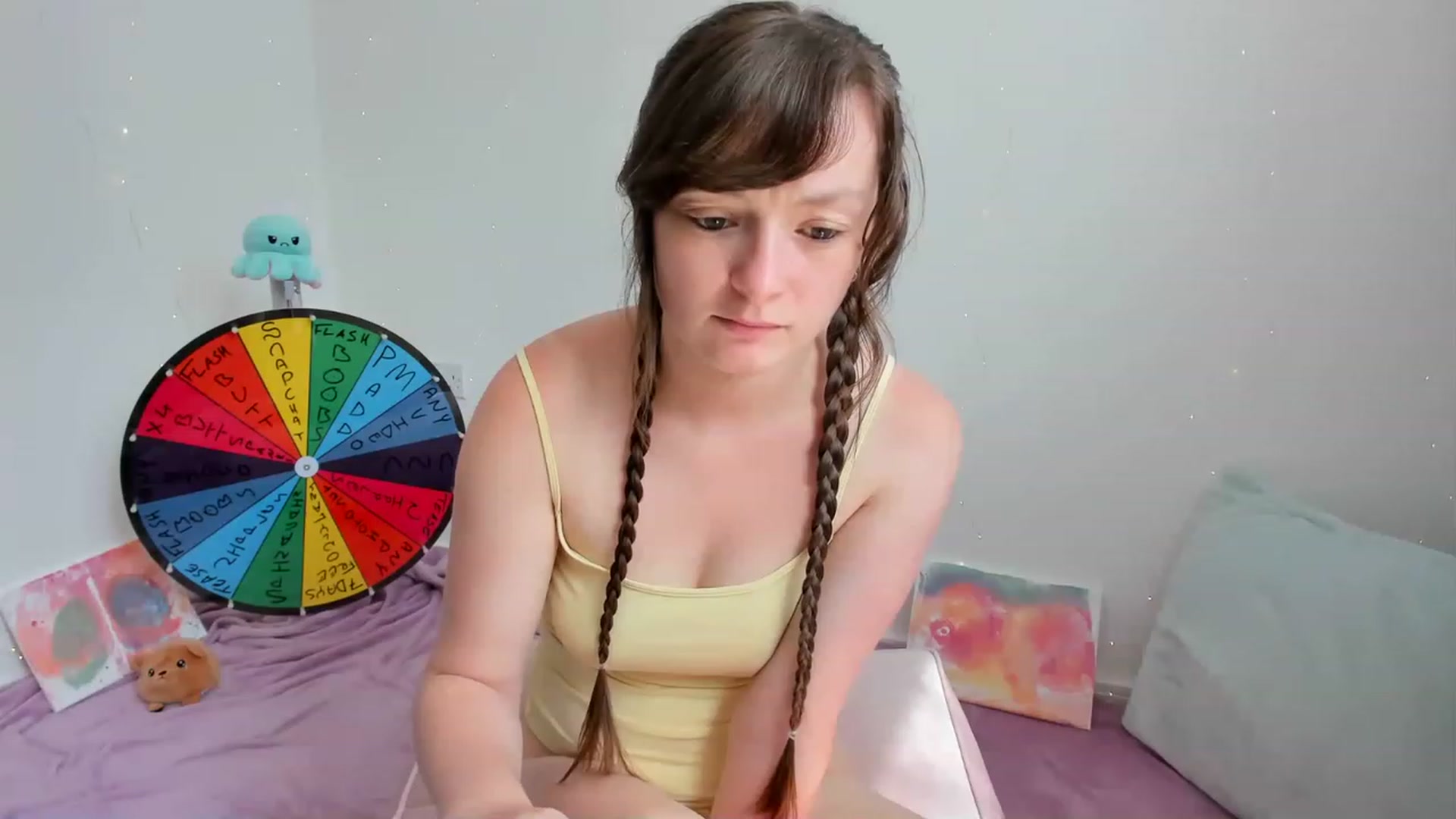 Gallery image thumbnail from JessieBear_'s myfreecams stream on, 07/06/2023, 10:38 image 10 of 20