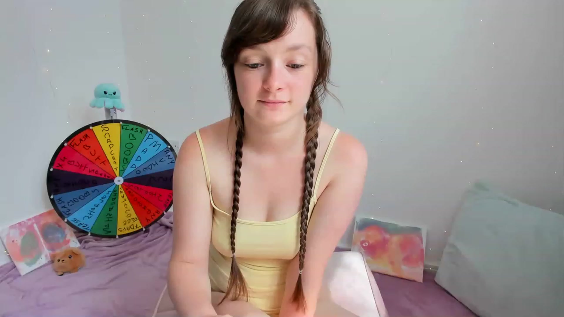 Gallery image thumbnail from JessieBear_'s myfreecams stream on, 07/06/2023, 10:38 image 3 of 20