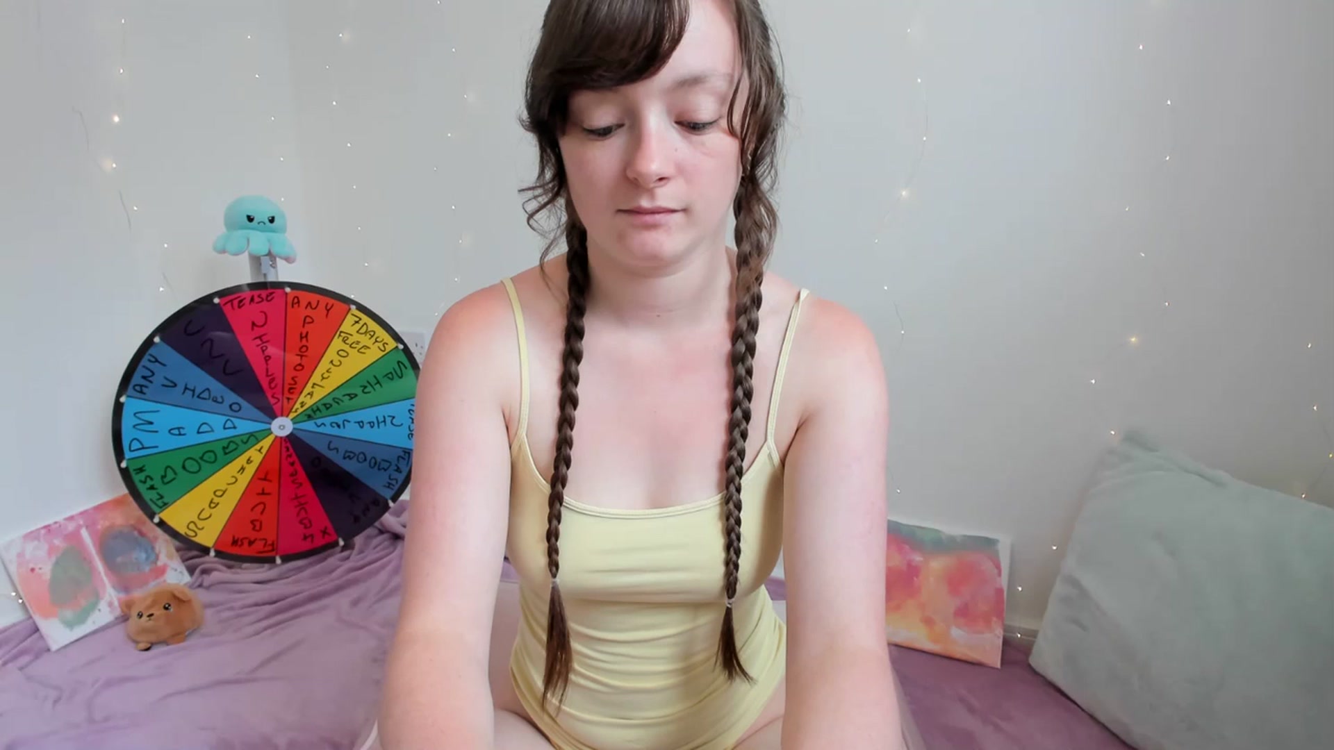 Gallery image thumbnail from JessieBear_'s myfreecams stream on, 07/06/2023, 13:39 image 12 of 20