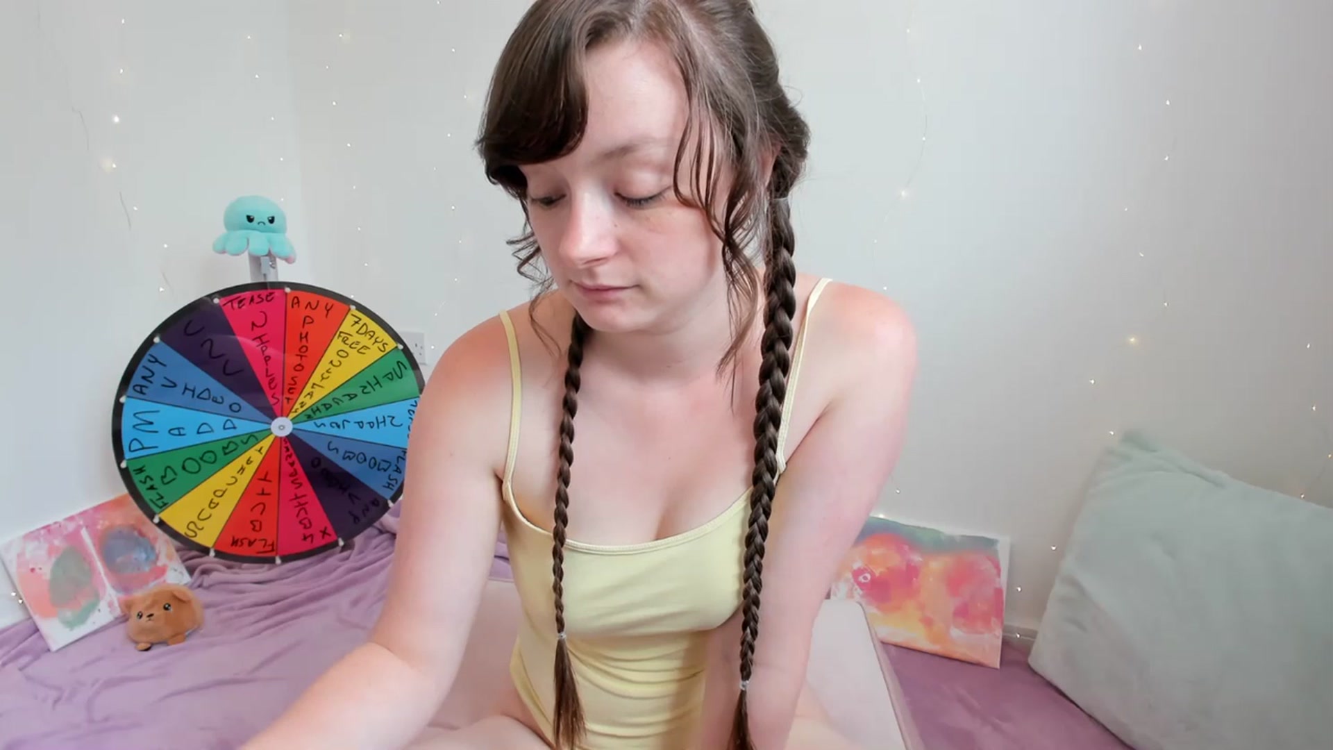 Gallery image thumbnail from JessieBear_'s myfreecams stream on, 07/06/2023, 13:39 image 15 of 20