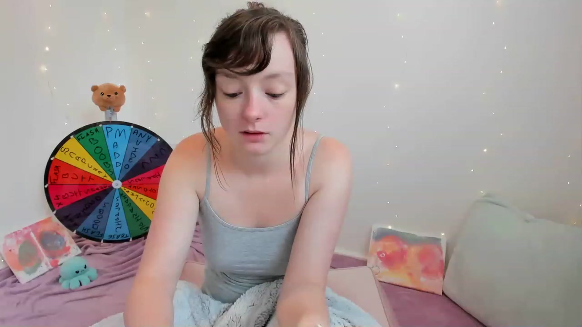 Gallery image thumbnail from JessieBear_'s myfreecams stream on, 07/12/2023, 13:43 image 3 of 20