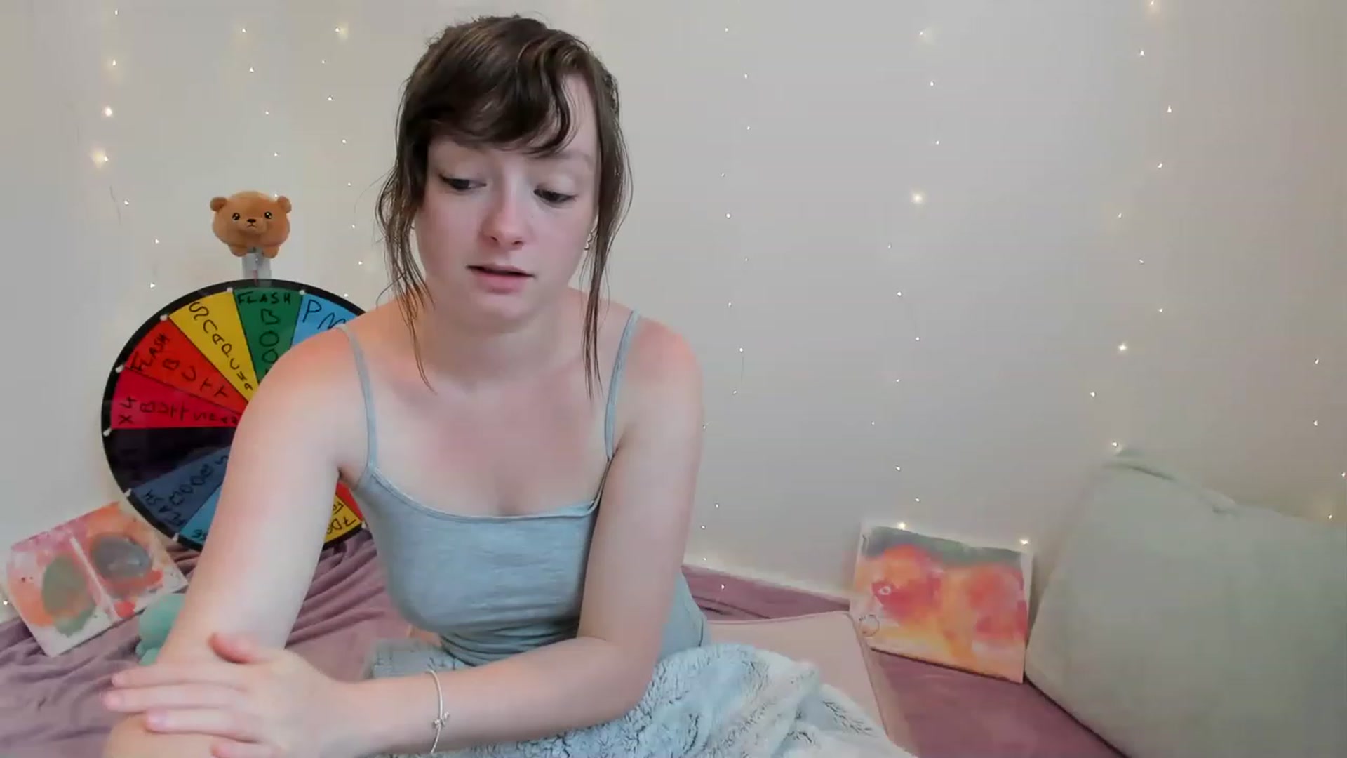 Gallery image thumbnail from JessieBear_'s myfreecams stream on, 07/12/2023, 14:53 image 16 of 20