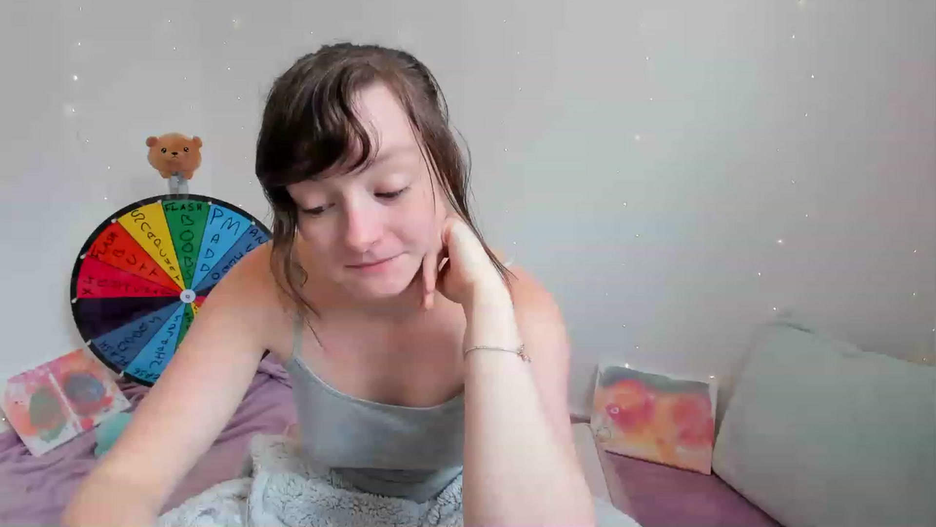 Gallery image thumbnail from JessieBear_'s myfreecams stream on, 07/12/2023, 14:53 image 6 of 20