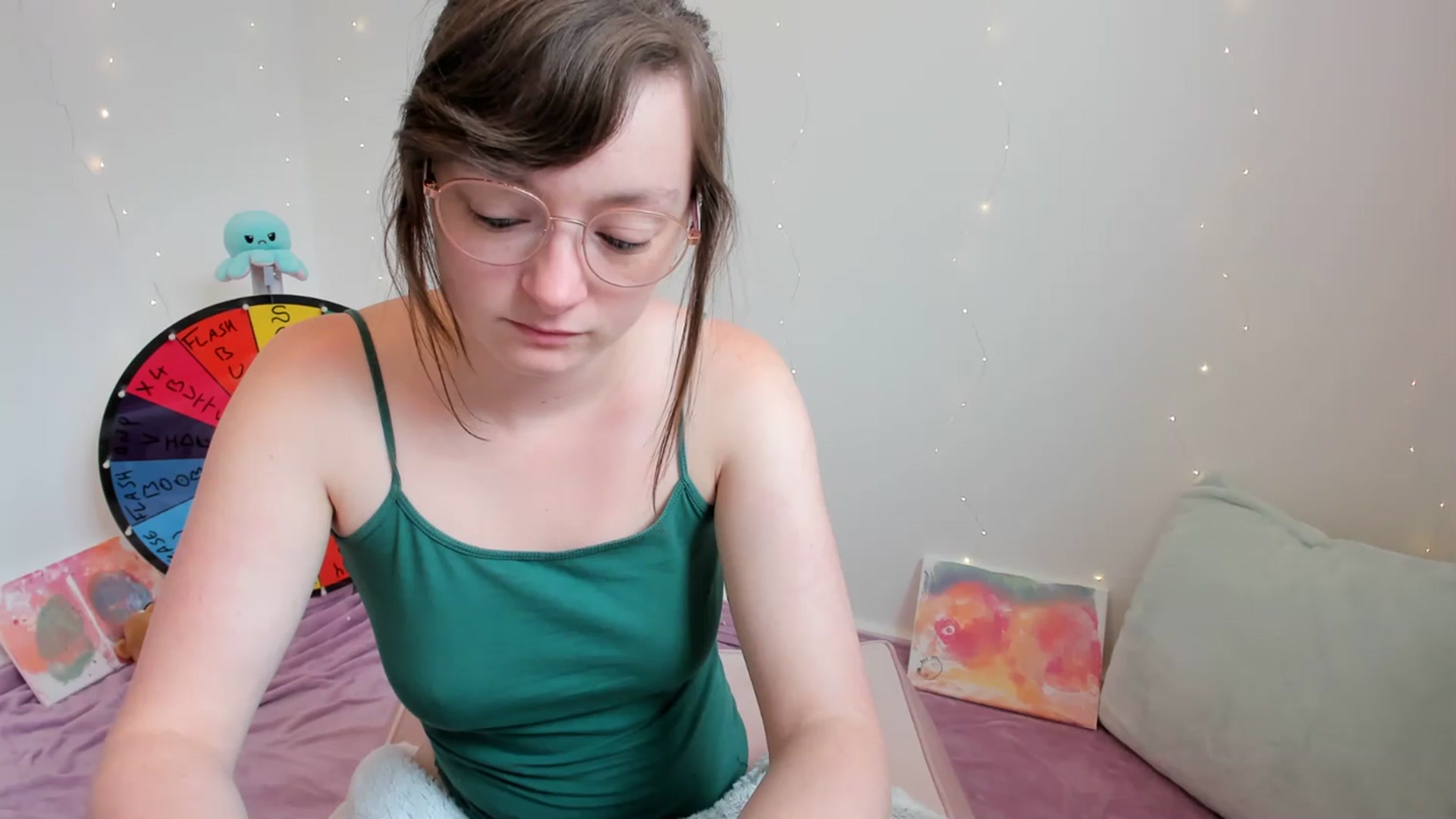 Gallery image thumbnail from JessieBear_'s myfreecams stream on, 07/14/2023, 14:32 image 9 of 20