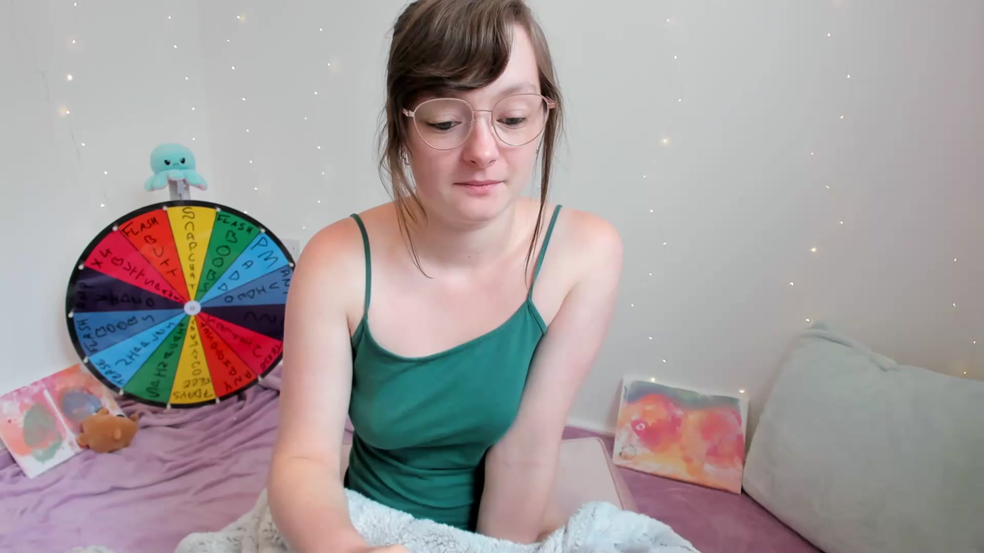 Gallery image thumbnail from JessieBear_'s myfreecams stream on, 07/14/2023, 15:03 image 13 of 20