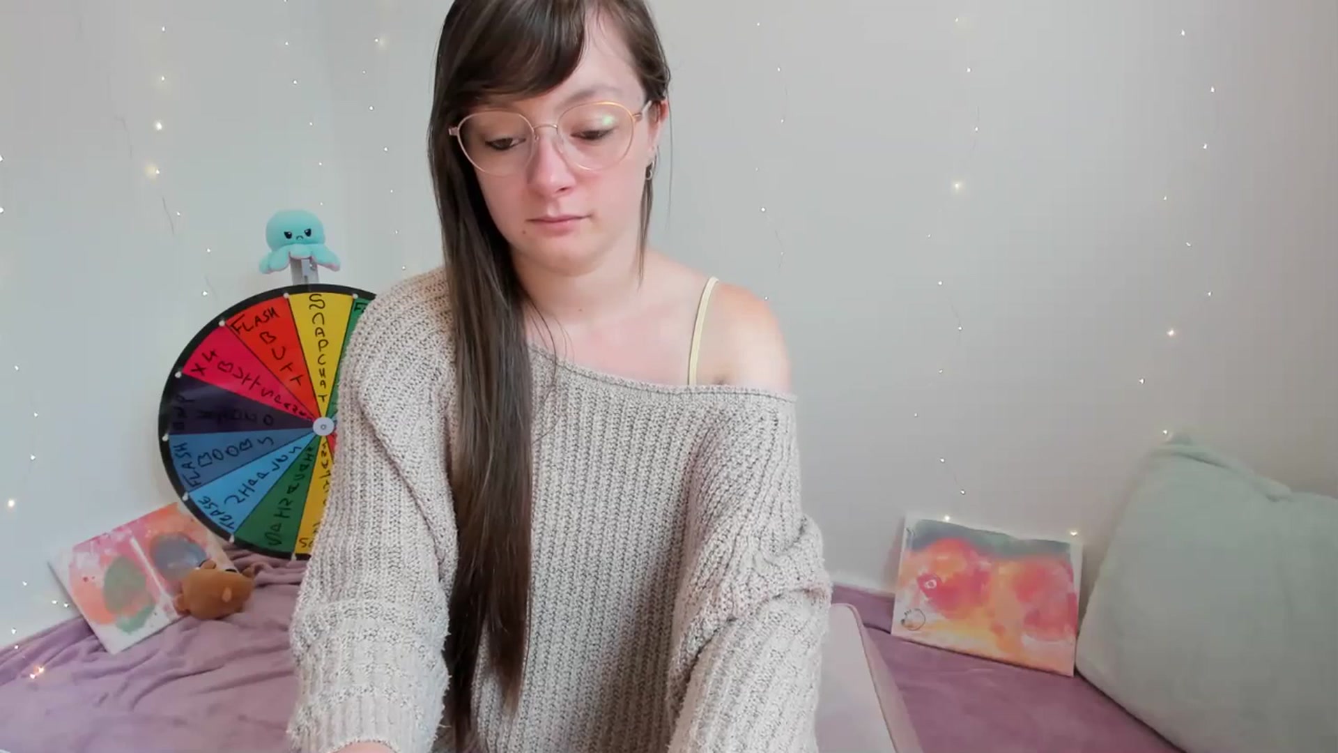 Gallery image thumbnail from JessieBear_'s myfreecams stream on, 07/18/2023, 13:47 image 2 of 20