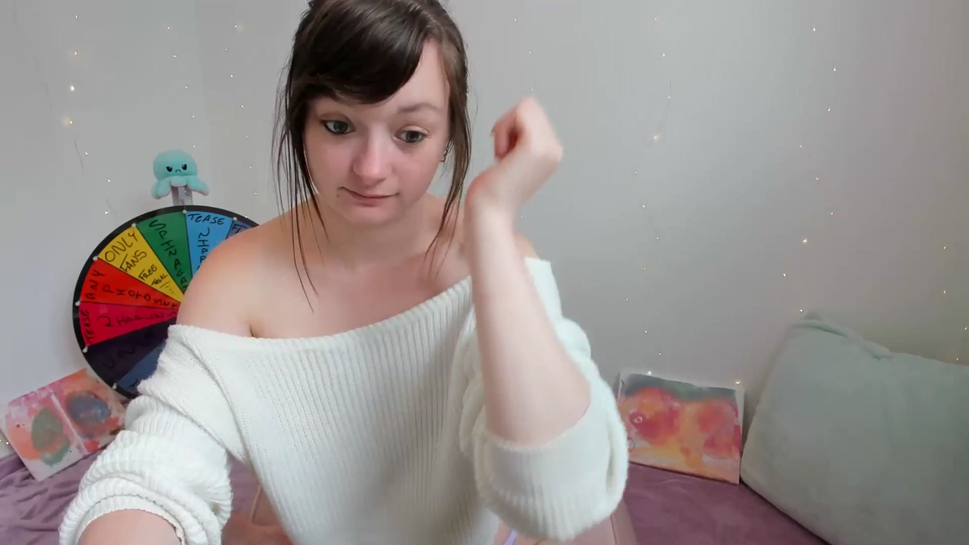 Gallery image thumbnail from JessieBear_'s myfreecams stream on, 07/19/2023, 12:55 image 4 of 20
