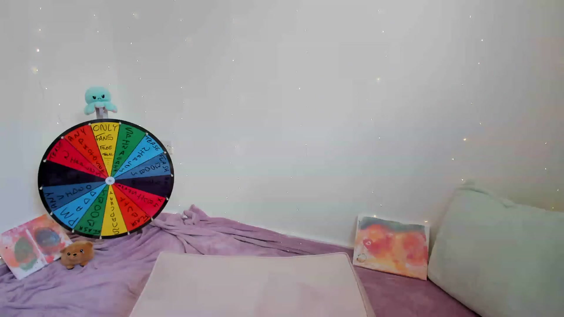 Gallery image thumbnail from JessieBear_'s myfreecams stream on, 07/20/2023, 15:14 image 17 of 20