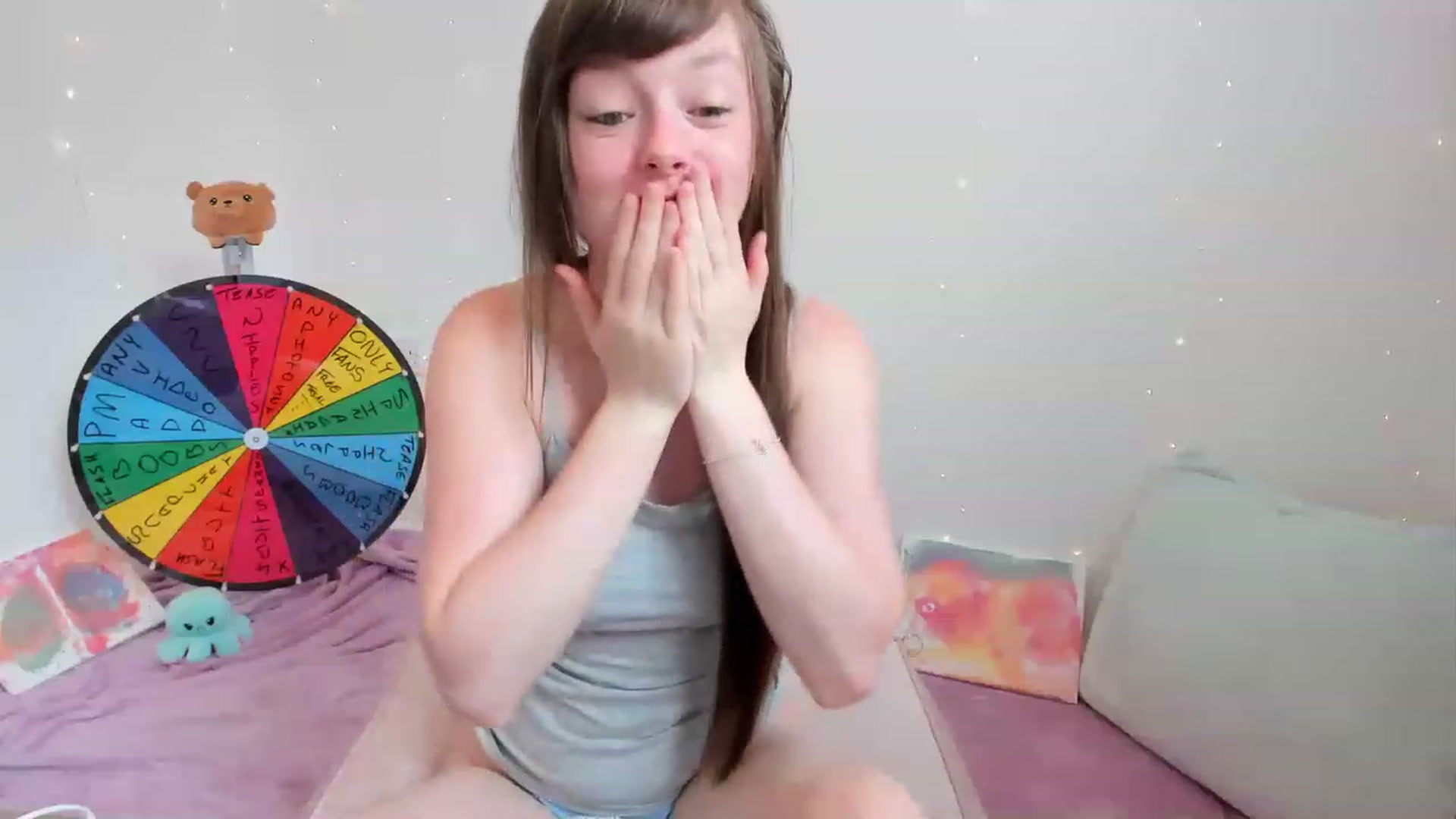 Gallery image thumbnail from JessieBear_'s myfreecams stream on, 07/26/2023, 15:34 image 10 of 20