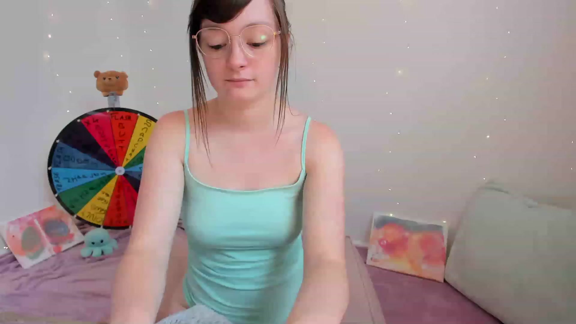 Gallery image thumbnail from JessieBear_'s myfreecams stream on, 07/27/2023, 15:31 image 8 of 20