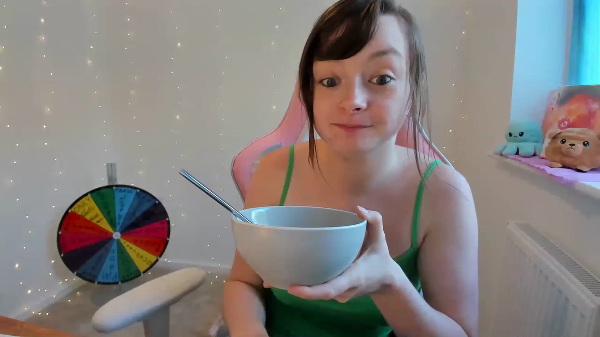 Gallery image thumbnail from JessieBear_'s myfreecams stream on, 08/10/2023, 17:42 image 13 of 20