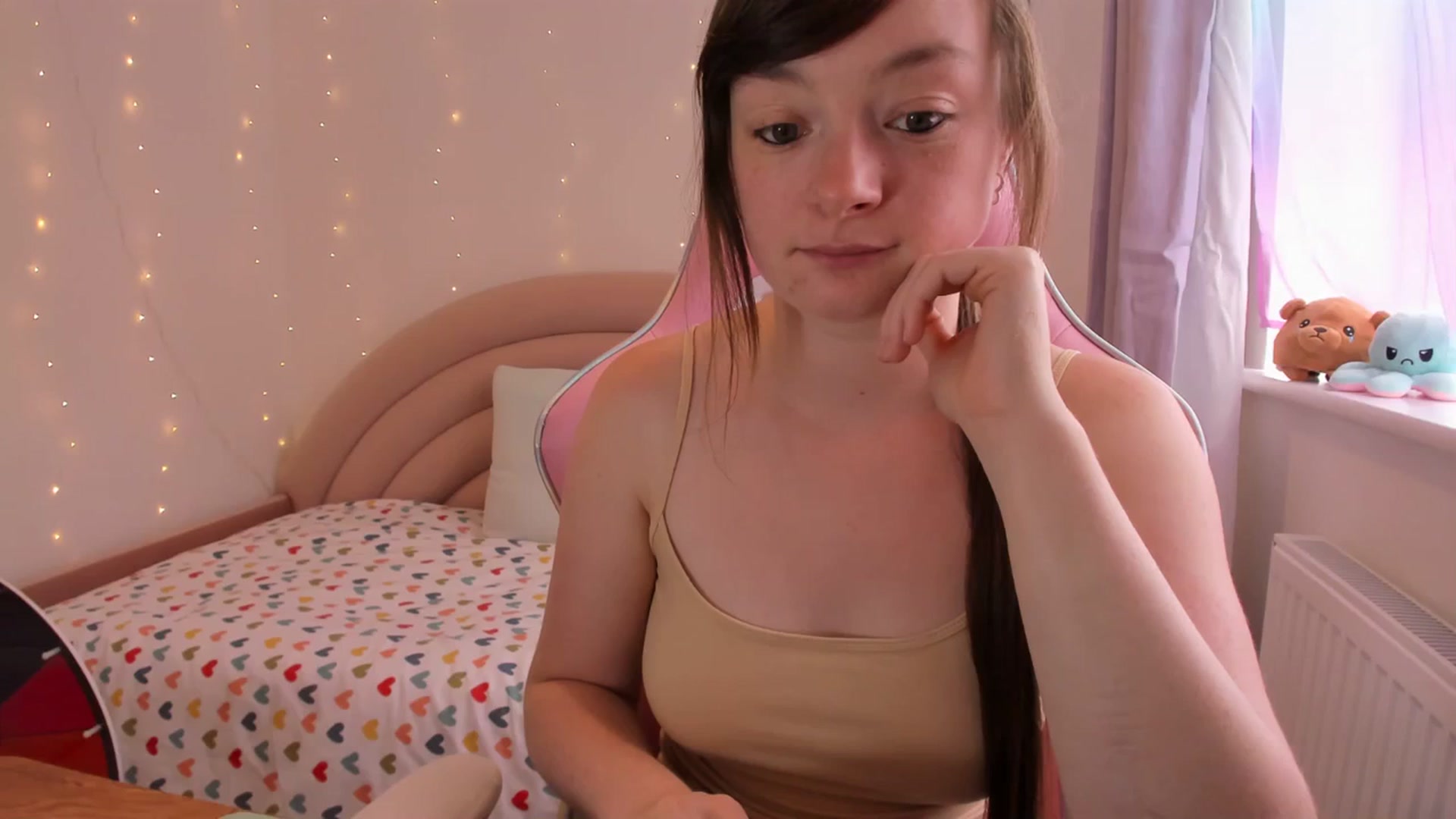 Gallery image thumbnail from JessieBear_'s myfreecams stream on, 08/22/2023, 14:11 image 10 of 20