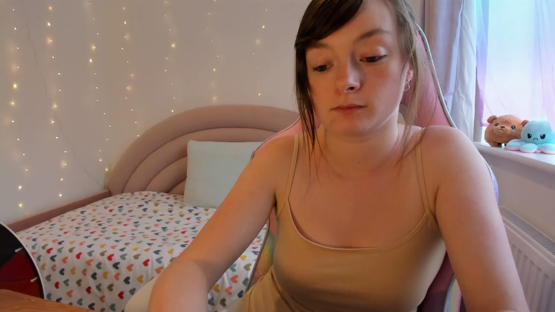 Gallery image thumbnail from JessieBear_'s myfreecams stream on, 08/22/2023, 16:47 image 8 of 20
